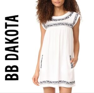 BB Dakota Embroidered Shift Dress White Women's Small